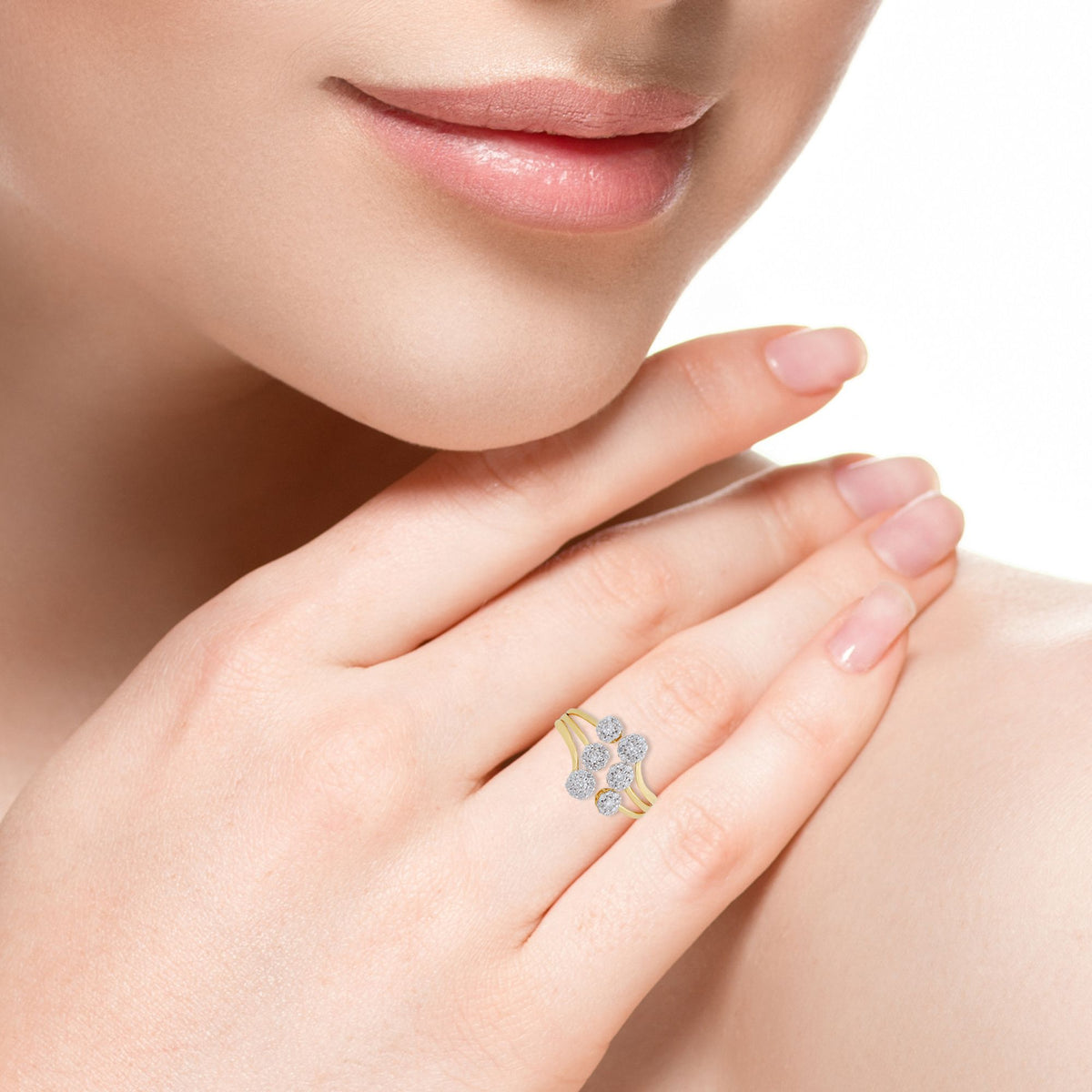 18Kt Yellow Gold Diamond Cuff Ring D68672