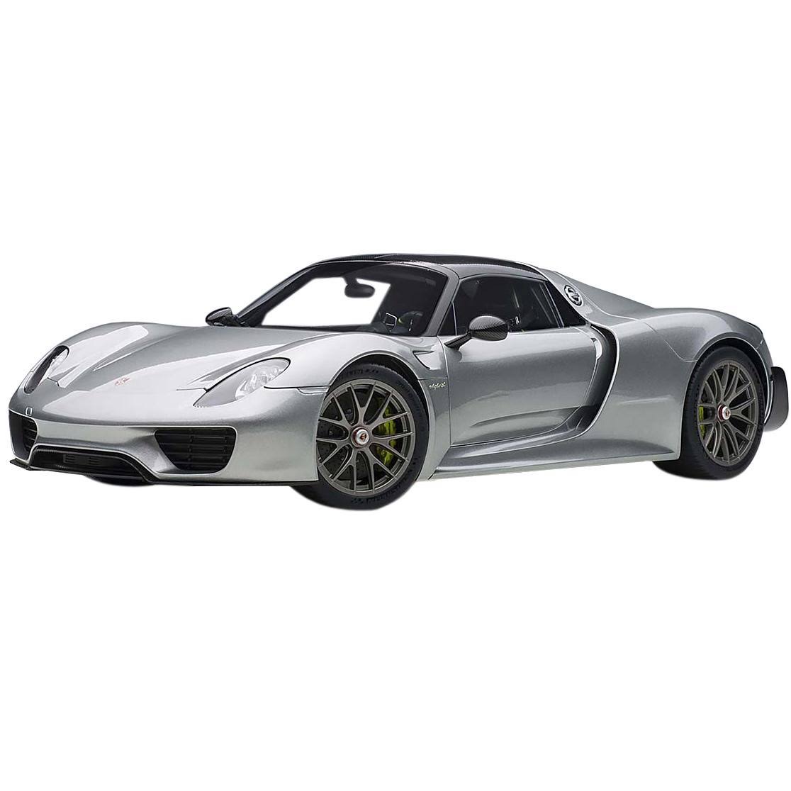 Silver 1/12 Model Car P495