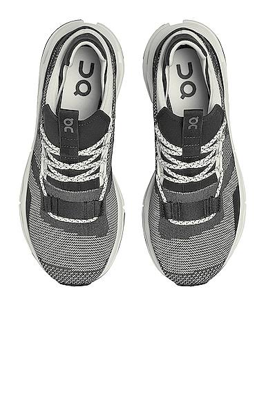 Black White Running Shoes B10792