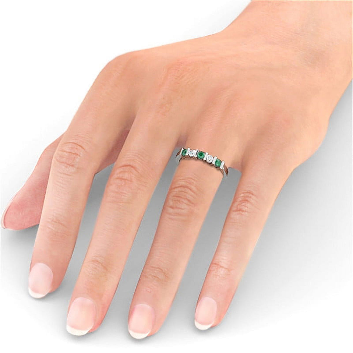 14K White Gold Diamond Eternity Band Size 4.5 W288