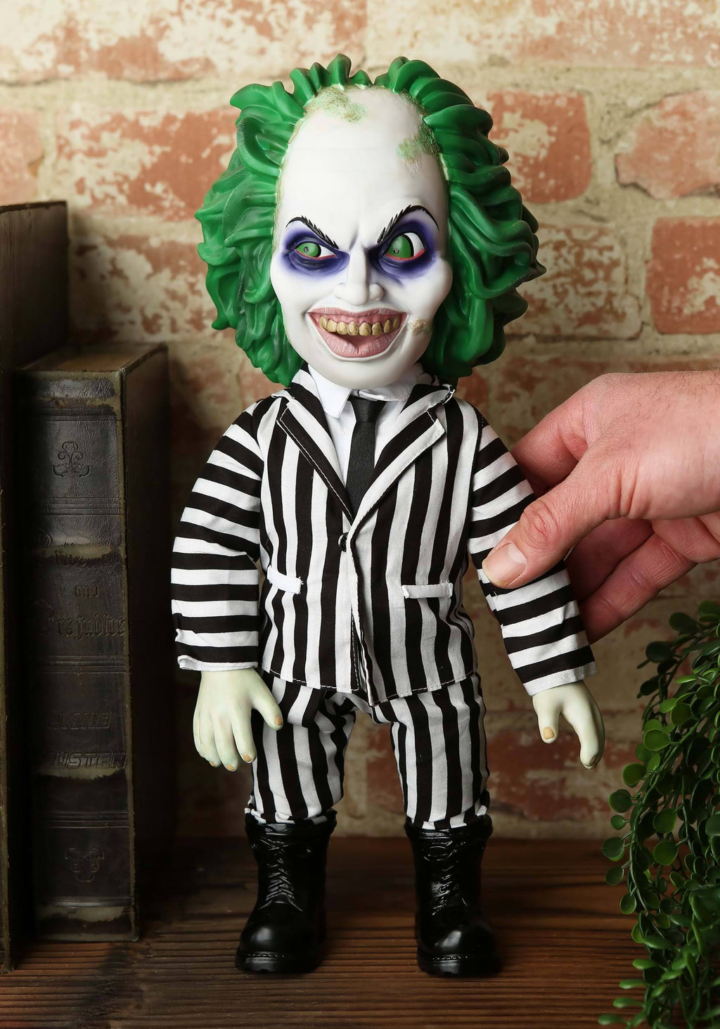 Talking Beetlejuice Figure V898