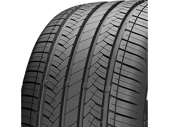 255/45ZR17 Tire D908570