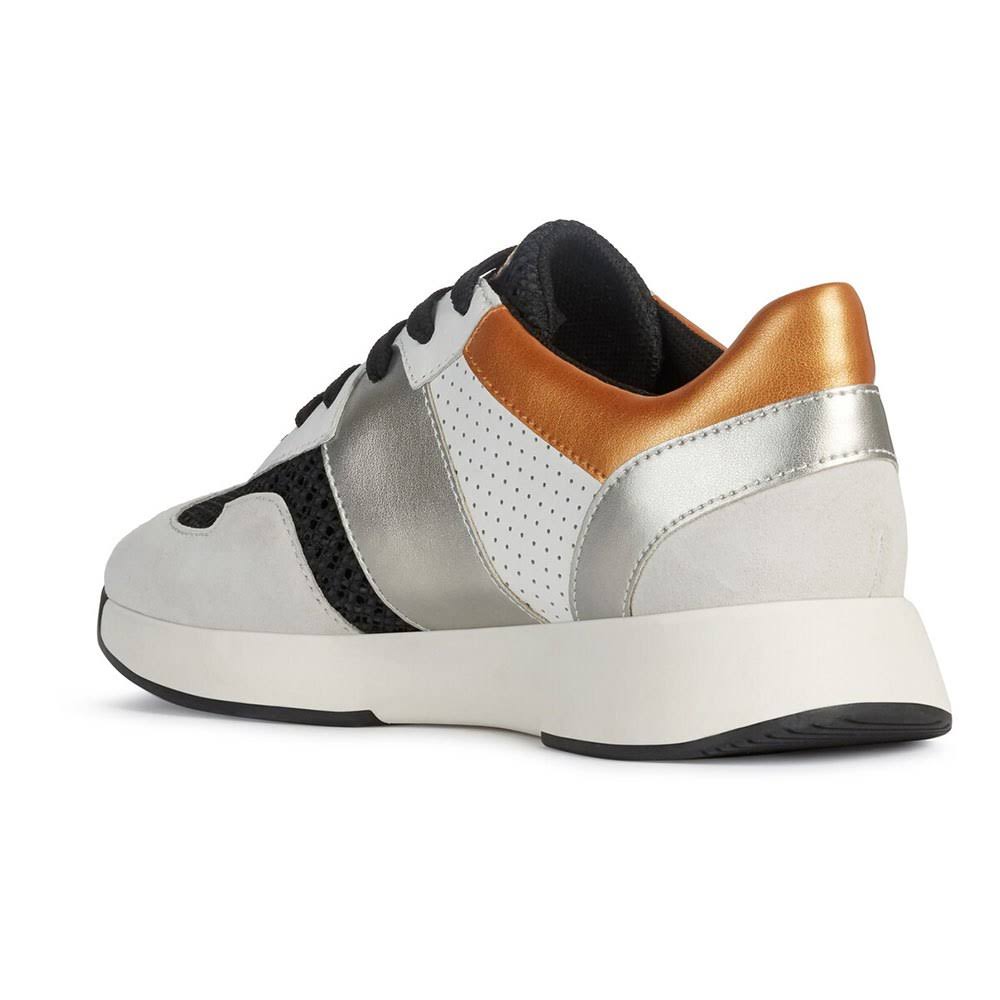 Suzzie Trainers 6 X320875