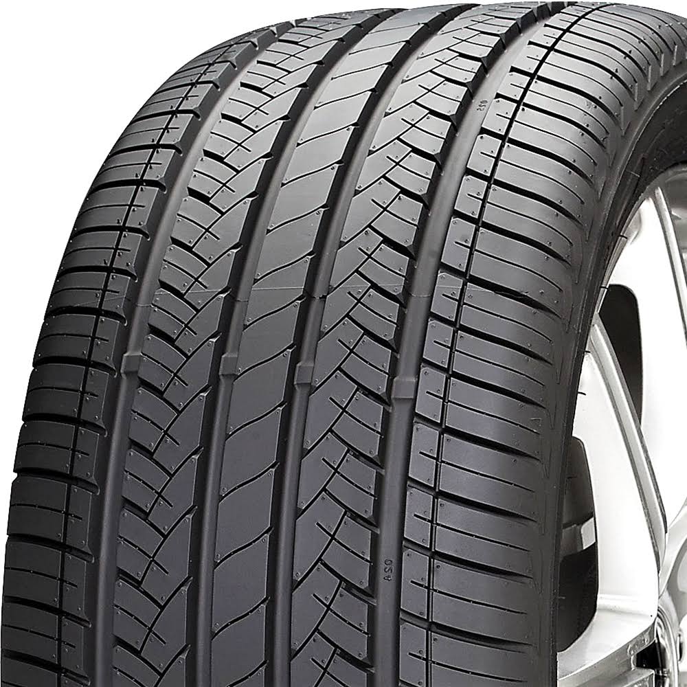 255/45ZR17 Tire D908570