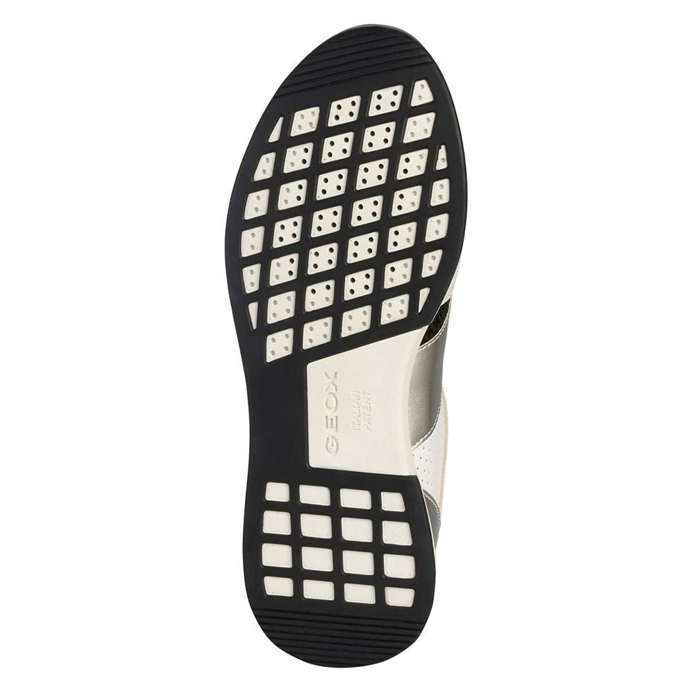 Suzzie Trainers 6 X320875
