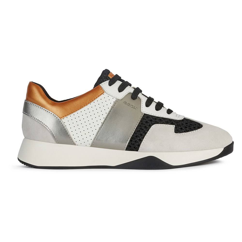 Suzzie Trainers 6 X320875