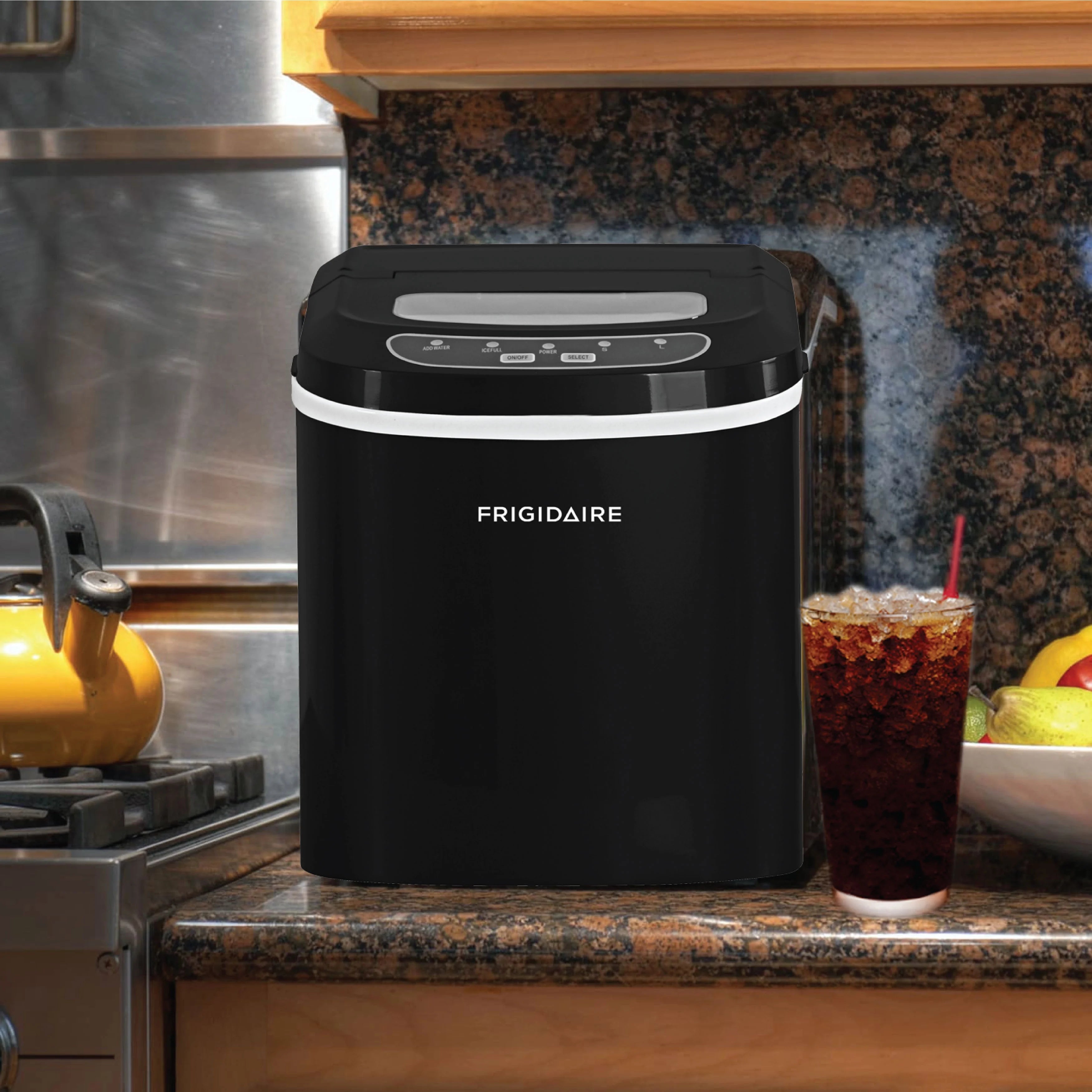 26 lb. Countertop Ice Maker B2079