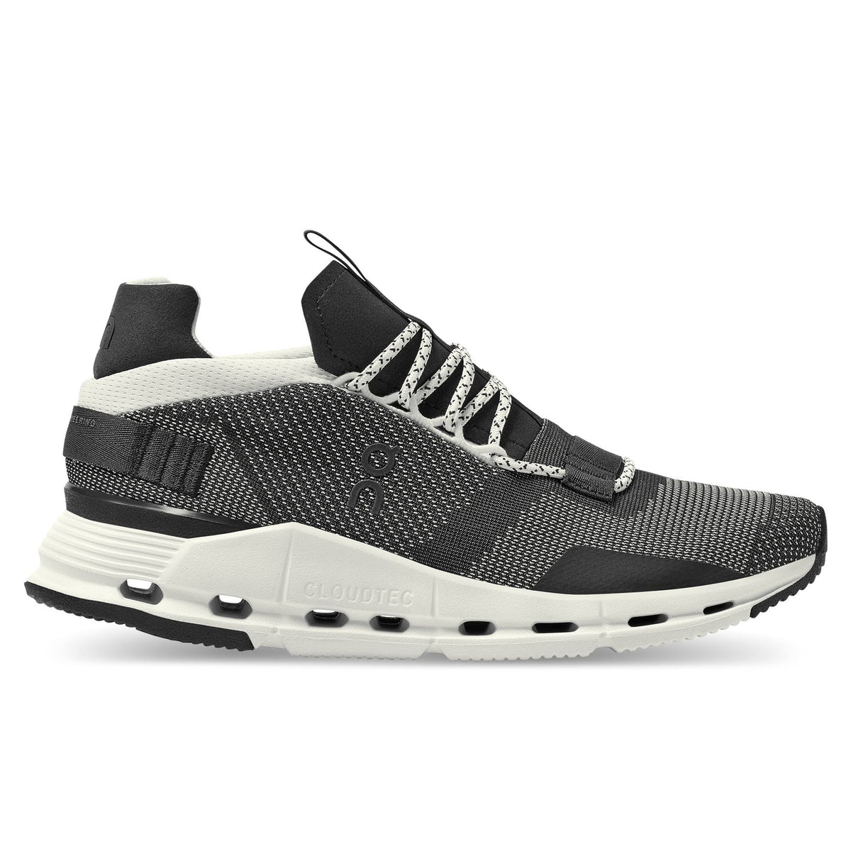 Black White Running Shoes B10792