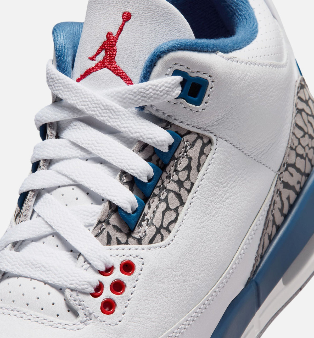 Air Jordan 3 Retro OG True Blue Big Kids' Lifestyle Shoes - White/Fire Red/True Blue