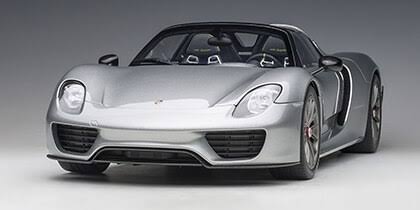 Silver 1/12 Model Car P495