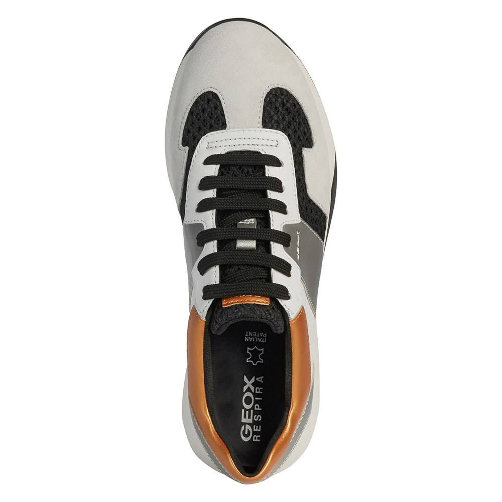 Suzzie Trainers 6 X320875
